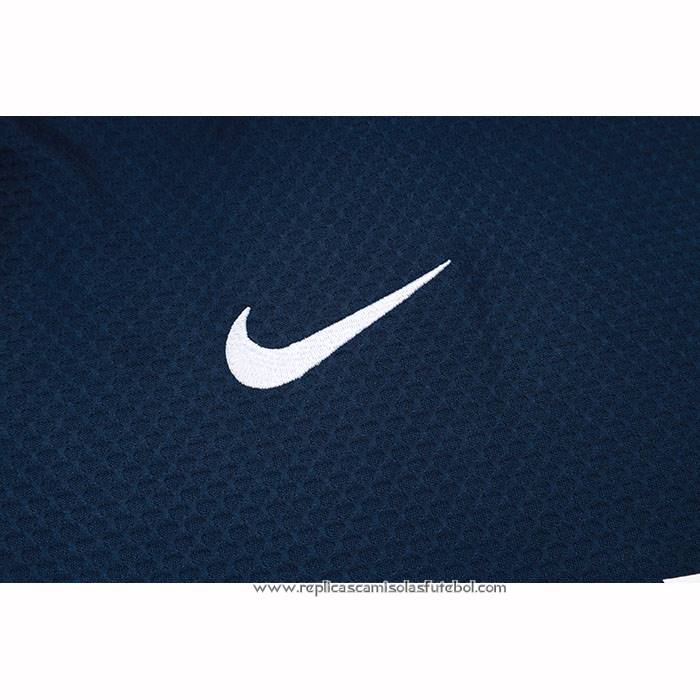 Fato de Treino
 Paris Saint-Germain 2025-2026 Manga Curta
 Azul
 - Calcas Curta
